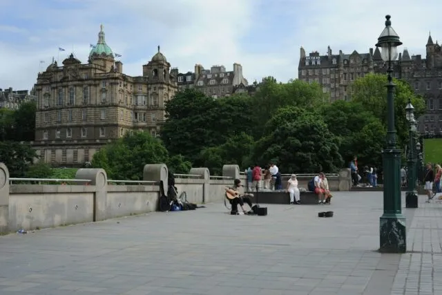 Photo common tourist attraction mistakes local area