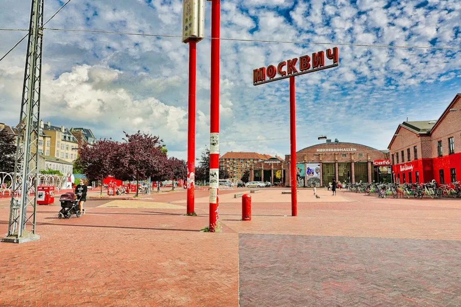common tourist attraction mistakes local area